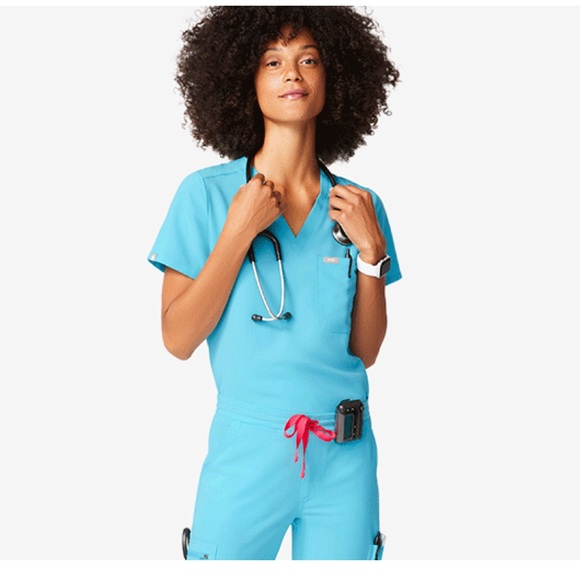 NWT FIGS Zamora Joggers Scrub Pants in Neon Blue - Picture 11 of 13